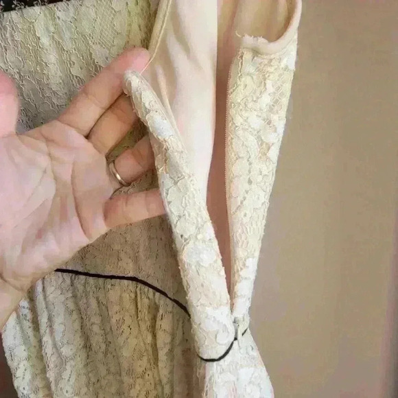 Lauren Conrad Cream Black Mesh  Floral Sleeveless Fit & Flare Lace Dress Size 6 - Picture 6 of 11